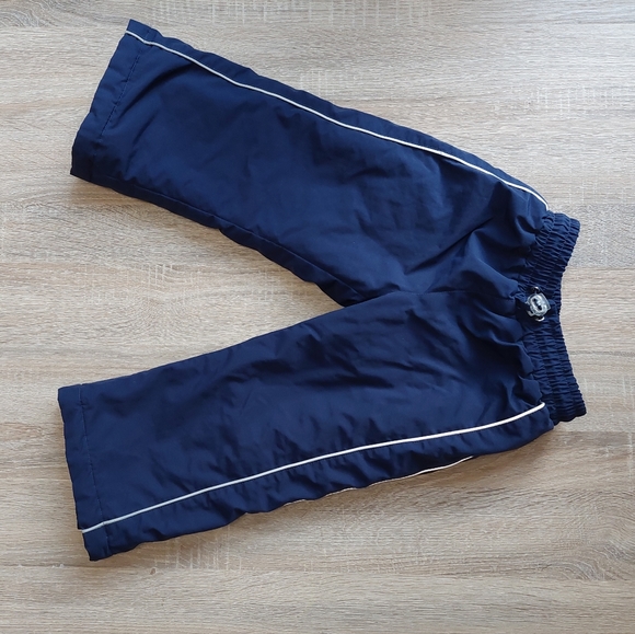 The "flying V" Mighty Ducks - Picture 2 of 15